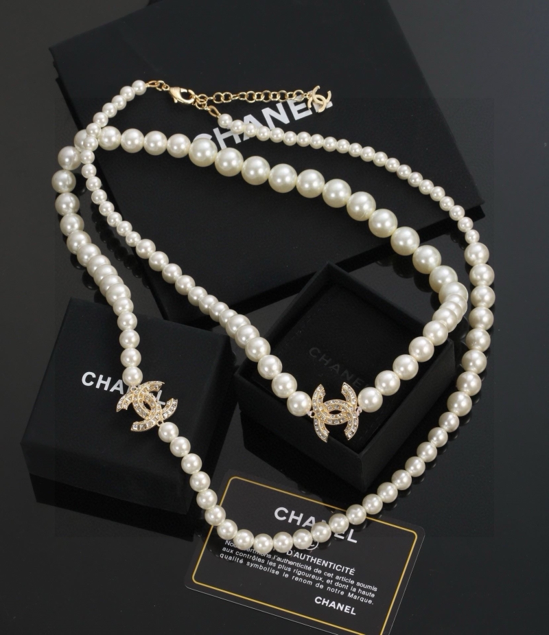 Ch**el necklaces